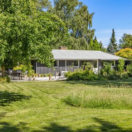 Holiday home Pet Friendly In With Wifi